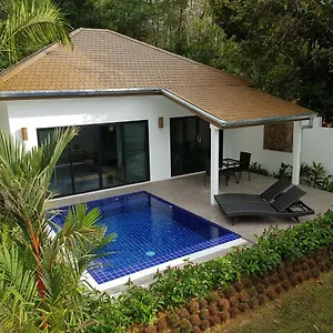 Exotic Boutique Lodge